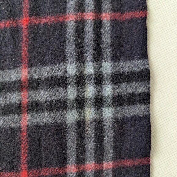 Authentic Burberry Lambswool Check Scarf Blue – Unisex – Pre-Loved – Great Gift - Picture 7 of 9